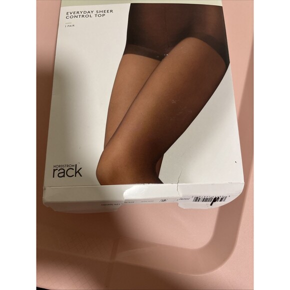 Nordstrom Rack Everyday Sheer Control Top Pantyhose Brown Hazelnut/ Black Size B - Picture 1 of 3